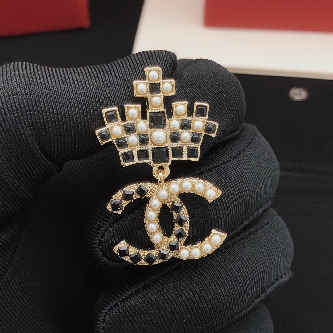 Chanel Haute Joaillerie Fine Jewelry Earrings Necklace Ring Ref.4730EDDA 3