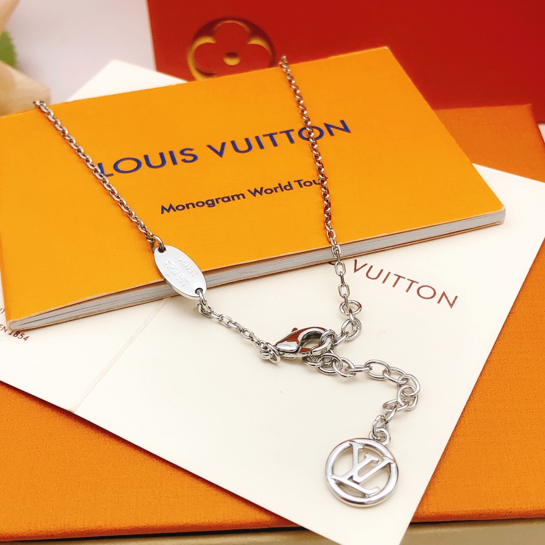 Louis Vuitton Silver-Tone Marquise Crystal Monogram Flower Necklace - Comprehensive 4
