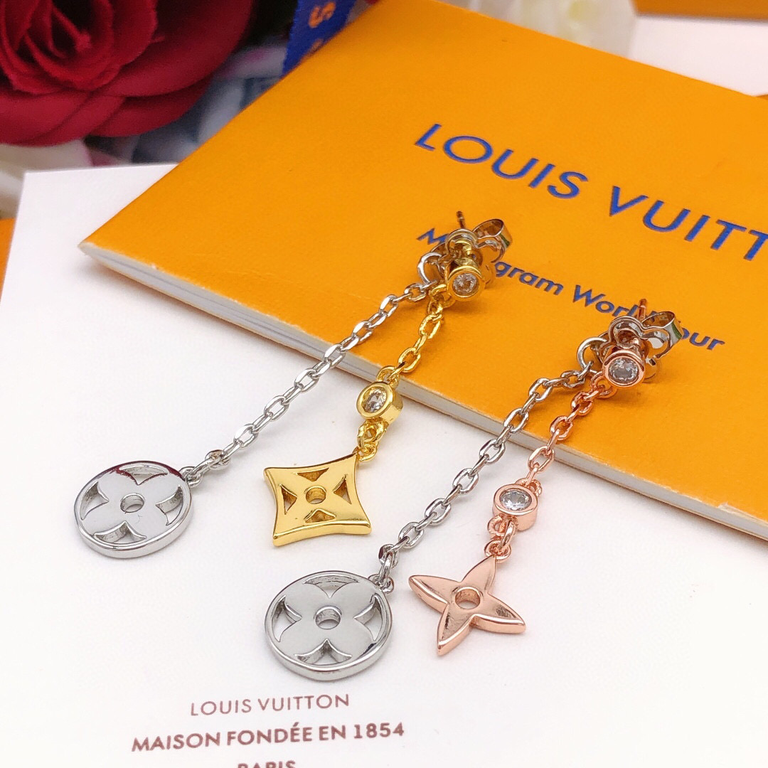Number LED0041Lv's latest model 🆕🆕 Tassel earrings in gold, silver, rose g - Jewelry