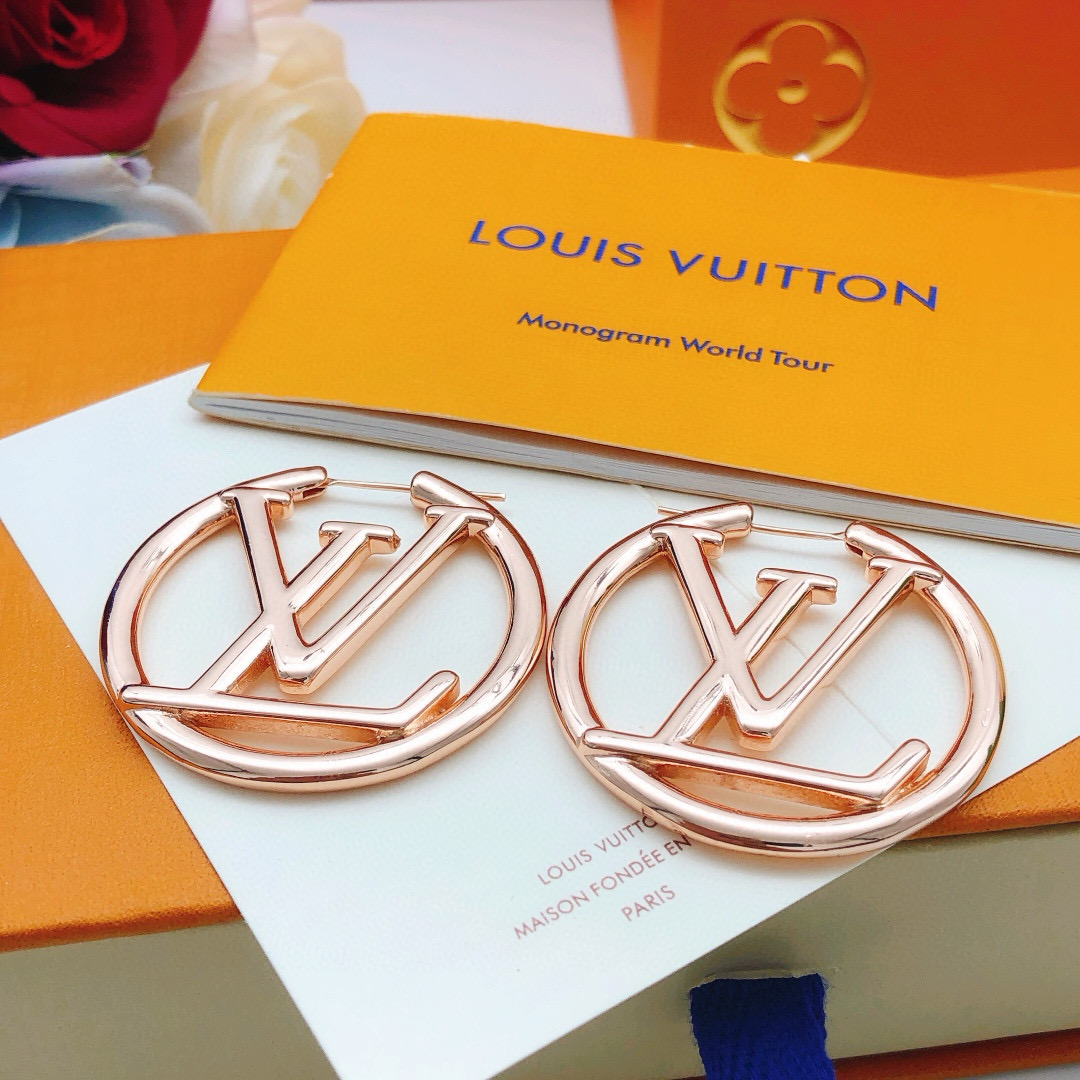 编号LED0205 中号4cm
 【Lv*最新款🆕🆕玫瑰金色耳环】一致专柜🆕黄铜材质