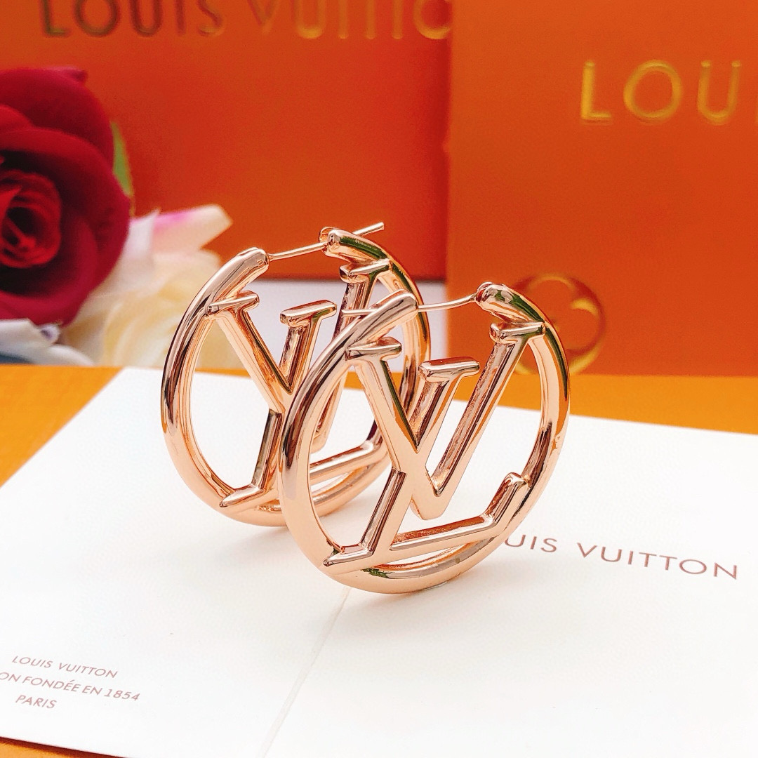 编号LED0205 中号4cm
 【Lv*最新款🆕🆕玫瑰金色耳环】一致专柜🆕黄铜材质