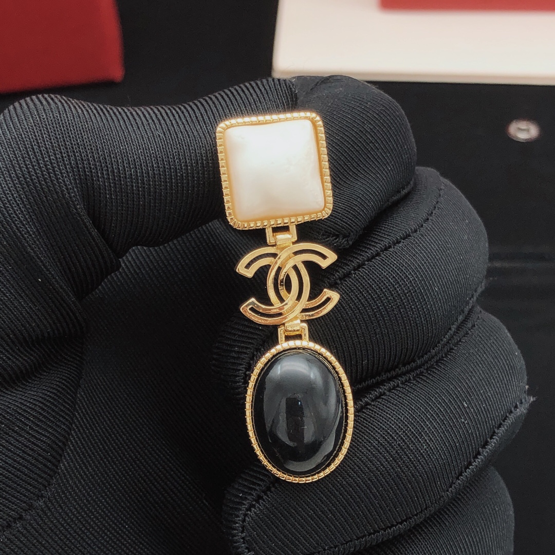 Chanel Haute Couture Haute Couture Fine Jewelry Necklace Bracelet Ring 6