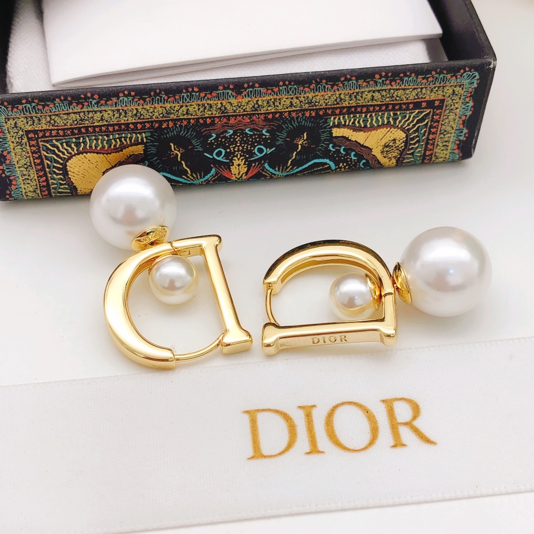 Number DED0657The latest version of Dio 🆕🆕 Size Pearl D Letter Smooth  - Comprehensive 4