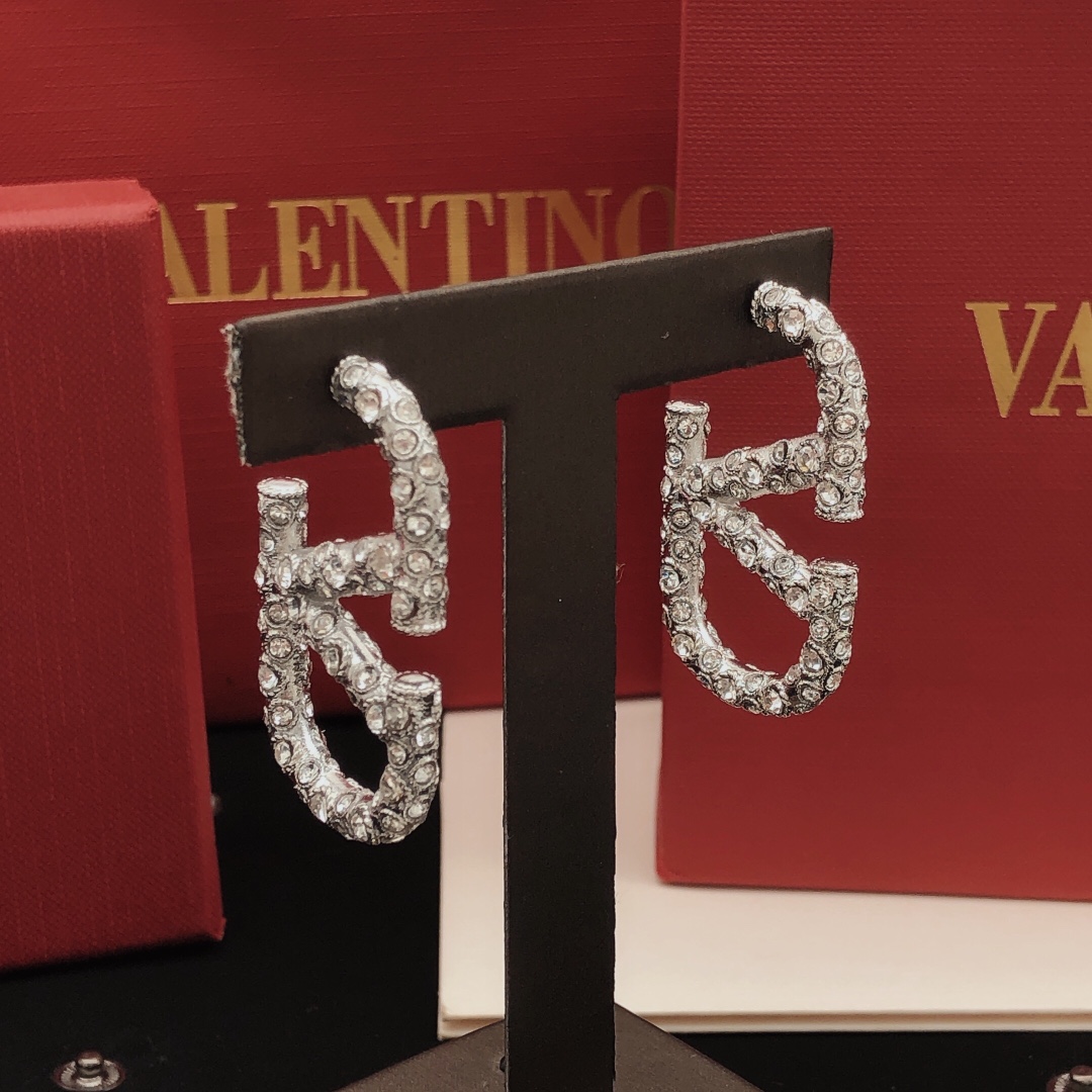 编号VED0283 大号
 【ValenTi*o最新款🆕🆕镶钻耳钉】一致专柜🆕黄铜材质