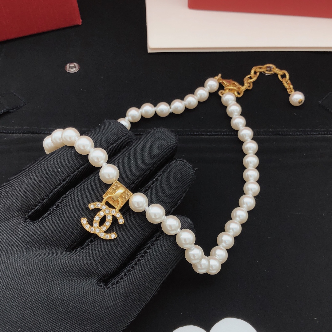 Chanel Haute Couture Haute Joaillerie Fine Jewelry Earrings Necklace 2