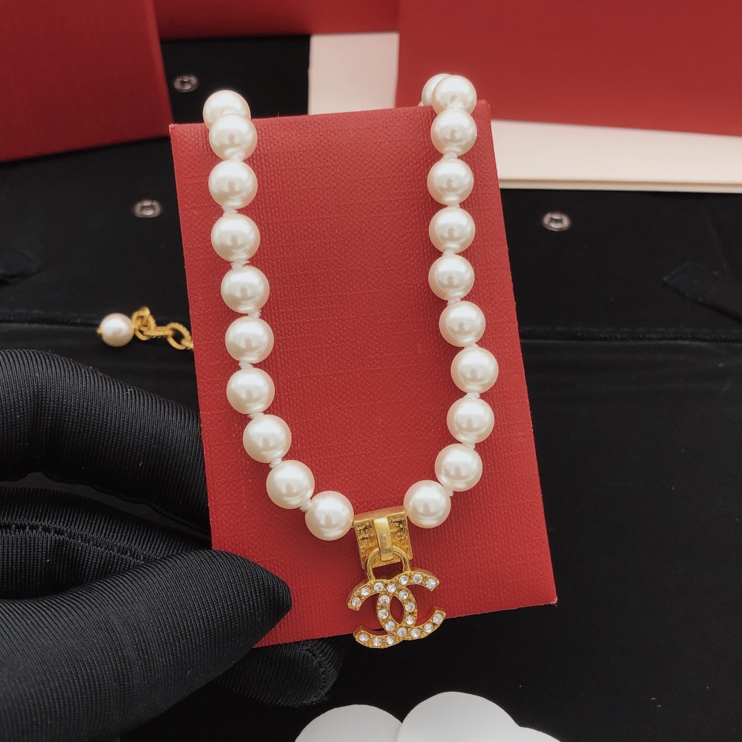 Chanel Haute Couture Haute Joaillerie Fine Jewelry Earrings Necklace 3