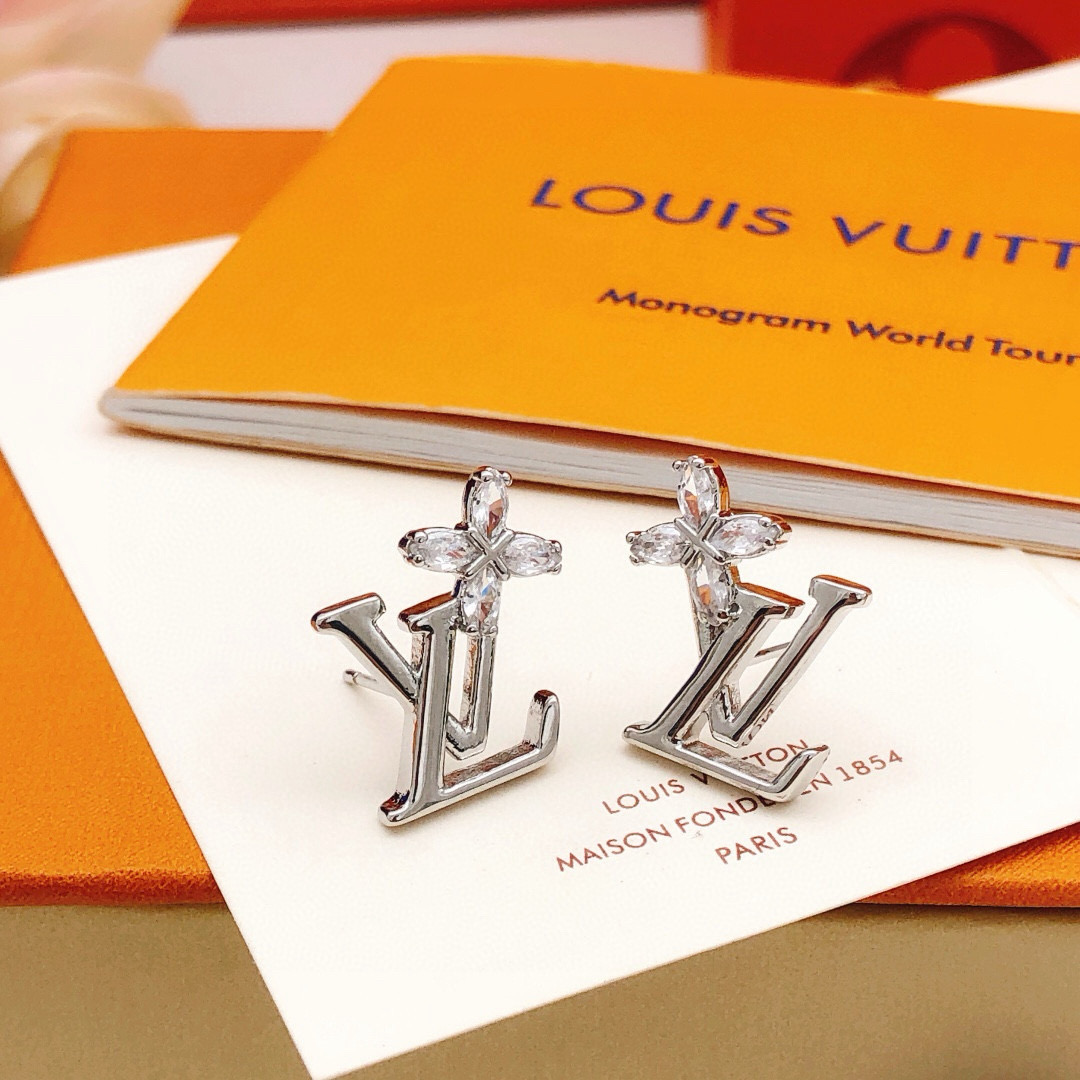Louis Vuitton Haute Couture Haute Couture Fine Jewelry Necklace Bracelet 2