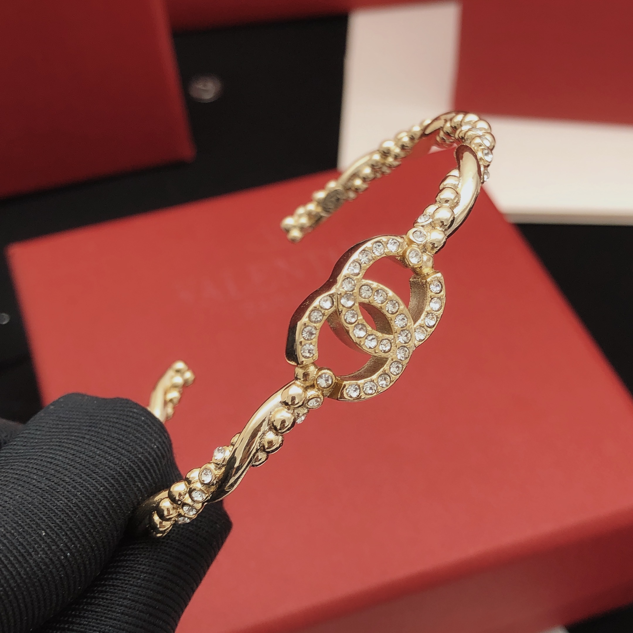 Loewe Haute Couture Haute Couture Fine Jewelry Necklace Bracelet Ring 2
