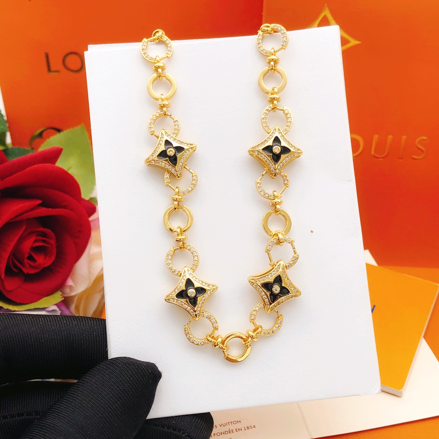 Louis Vuitton Haute Joaillerie Fine Jewelry Earrings Necklace Ring 6