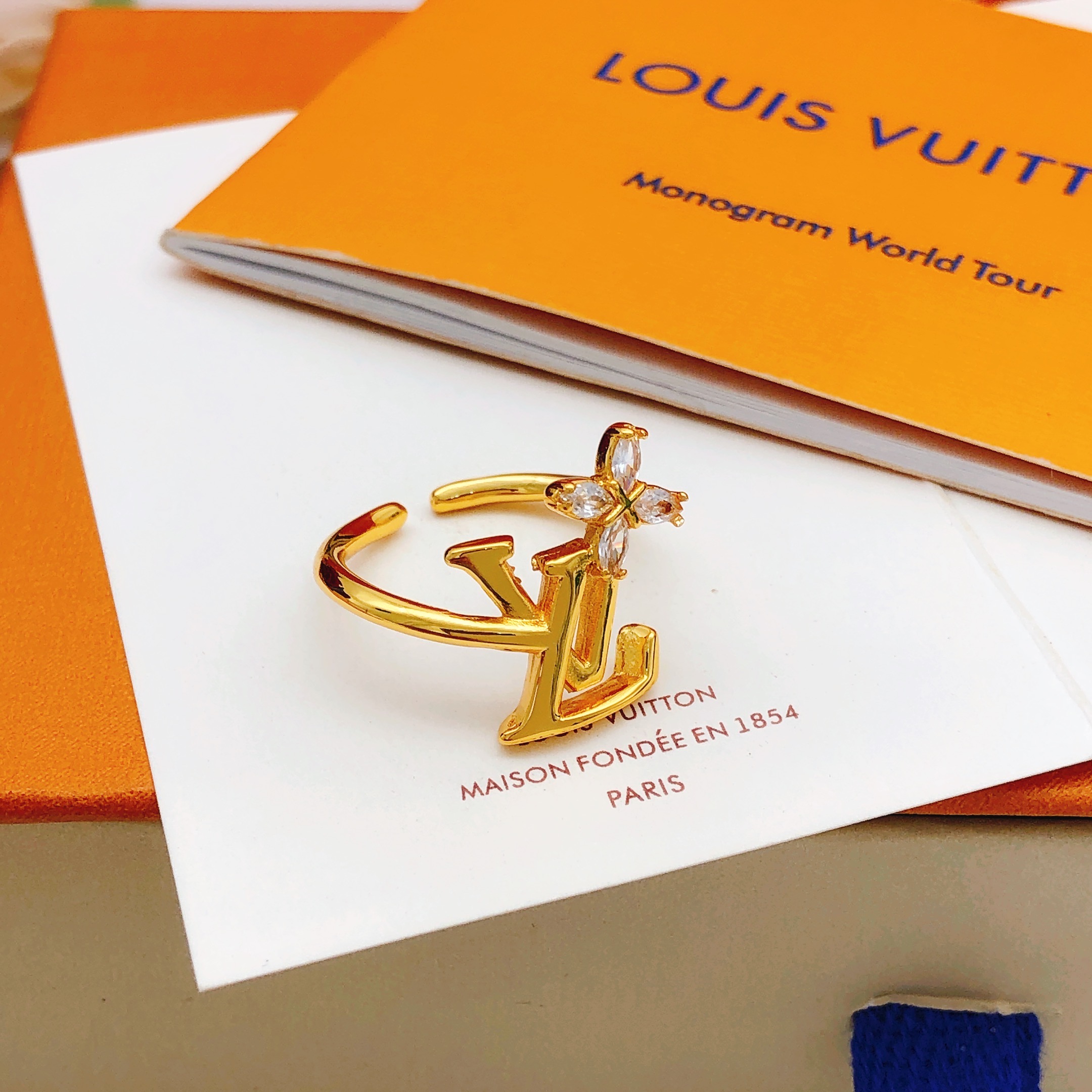Louis Vuitton Haute Couture Haute Couture Fine Jewelry Necklace Bracelet 3