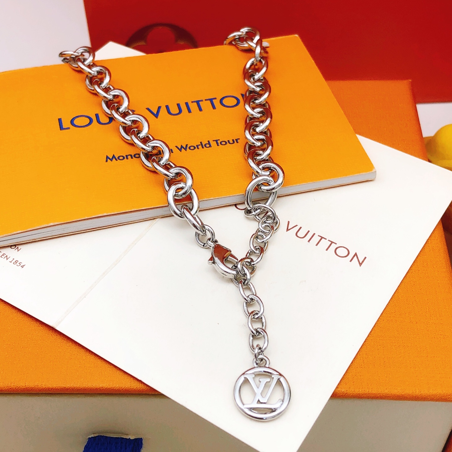 Louis Vuitton Haute Joaillerie Fine Jewelry Earrings Necklace Ring 2