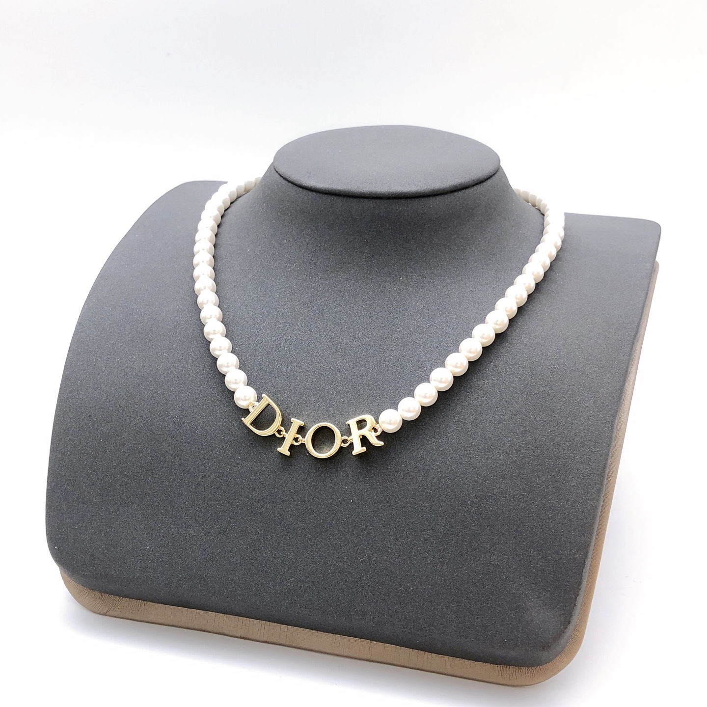 Fendi Haute Couture Haute Couture Fine Jewelry Necklace Bracelet Ring 2
