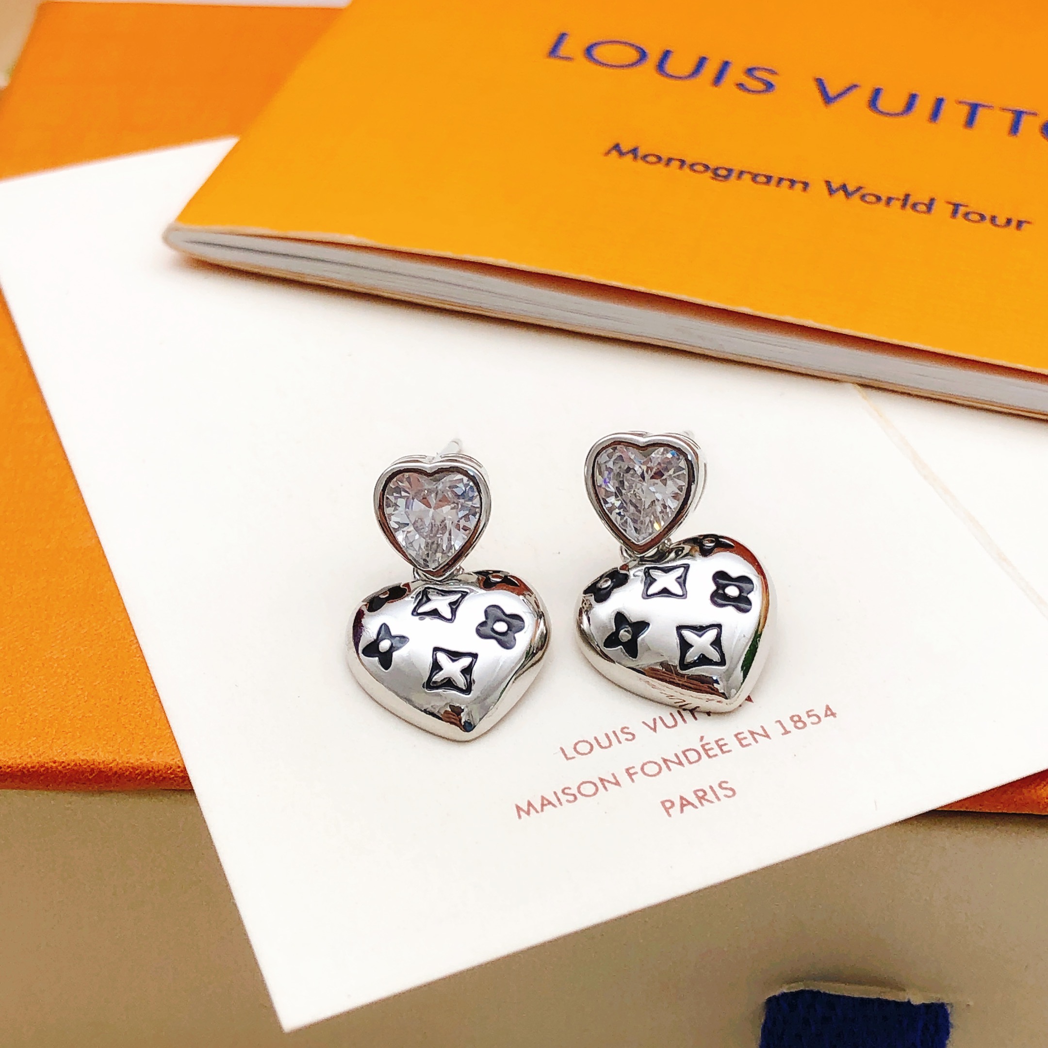 路易威登 Louis Vuitton 高定典藏高定典雅奢华珠宝首饰项链手链戒指 #4728DB92 3
