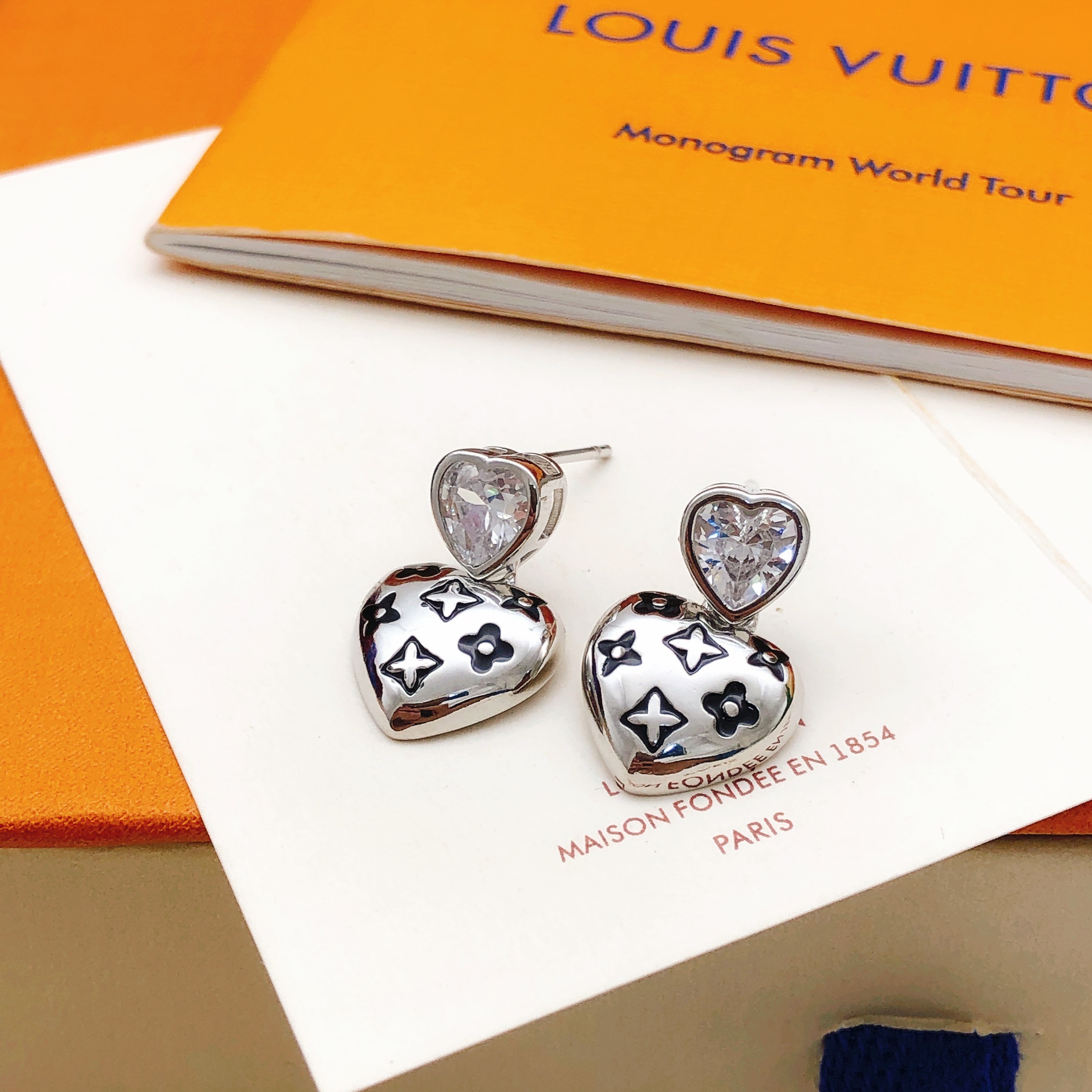 路易威登 Louis Vuitton 高定典藏高定典雅奢华珠宝首饰项链手链戒指 #4728DB92 4