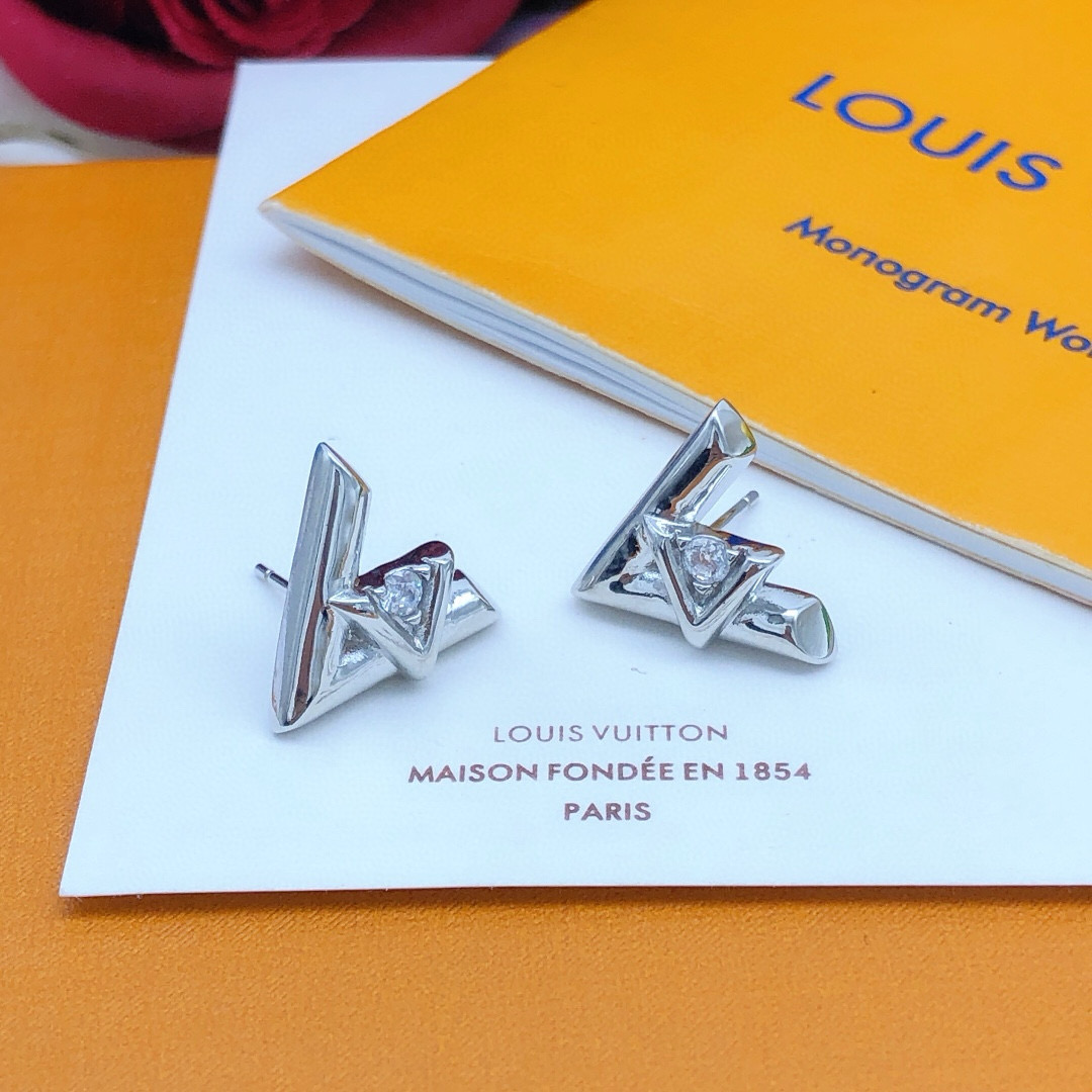 Louis Vuitton Haute Couture Haute Couture Fine Jewelry Necklace Bracelet 2