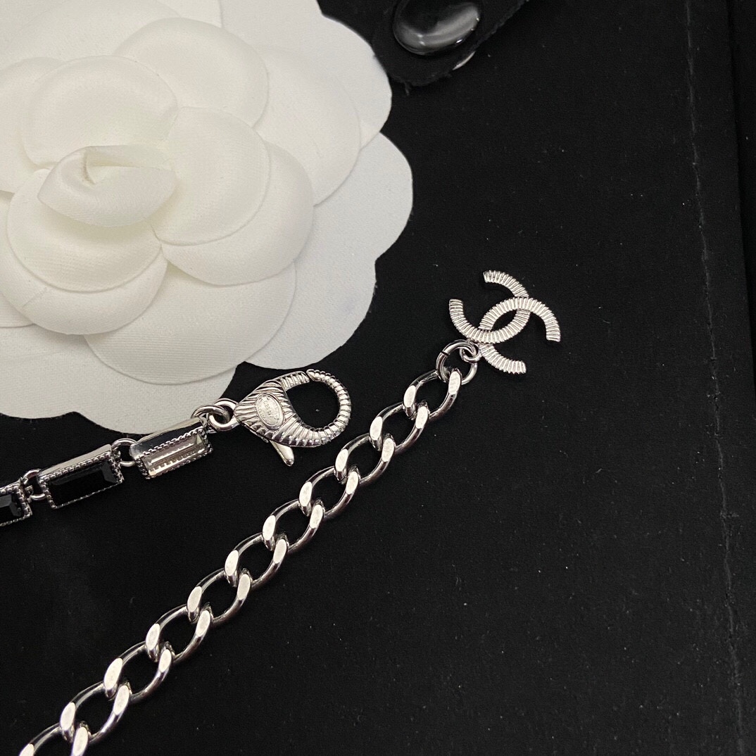 Chrome Hearts ch*nel最新款