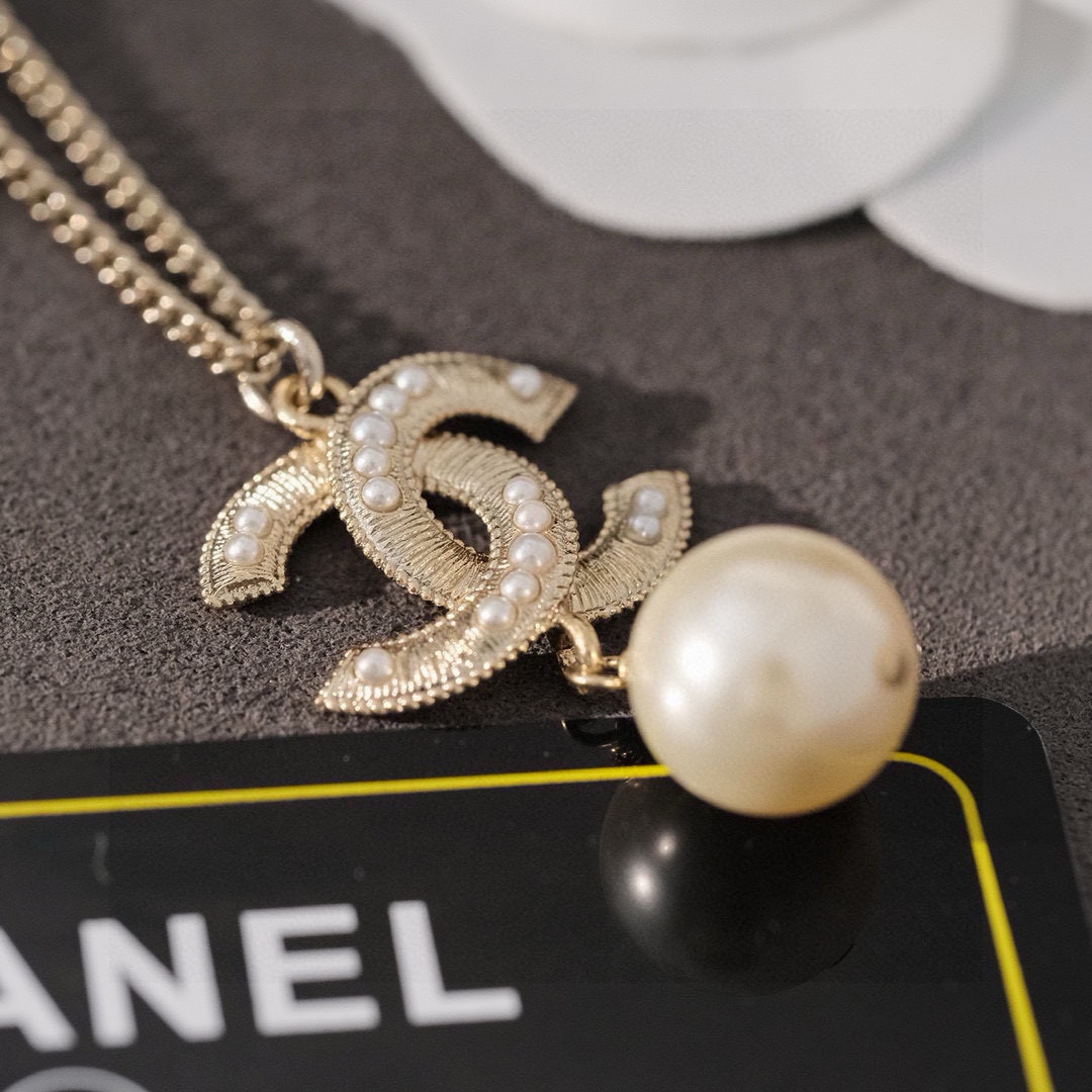 Chanel Haute Joaillerie Fine Jewelry Earrings Necklace Ring Ref.1AE0D393 8