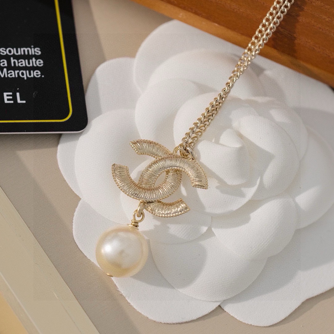 Chanel Haute Joaillerie Fine Jewelry Earrings Necklace Ring Ref.1AE0D393 9