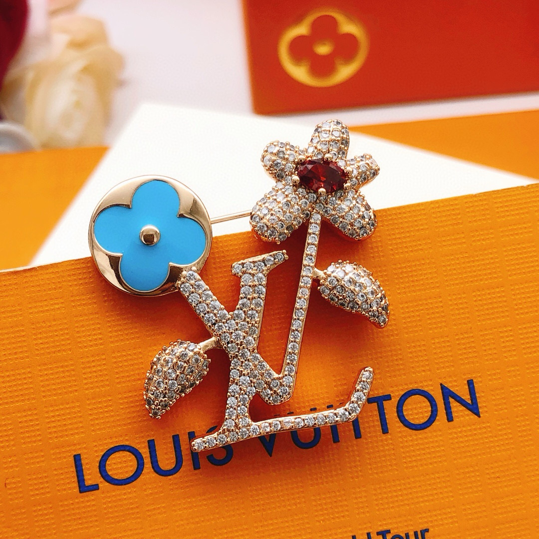 编号LXZ0010
 【Lv*最新款🆕🆕花朵🌺胸针】一致专柜🆕黄铜材质