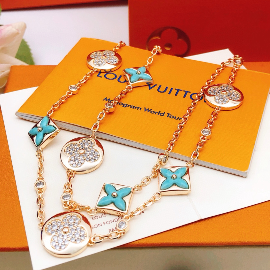 Louis Vuitton Luxury Clothing Apparel Collection 4
