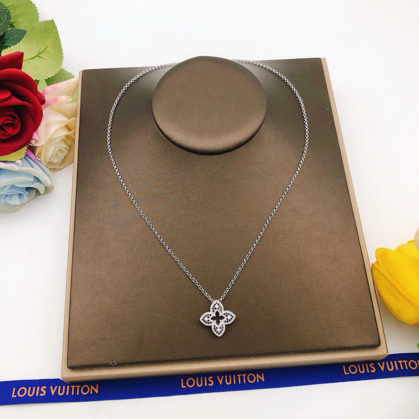 路易威登 Louis Vuitton 传世高定珠宝耳环项链戒指首饰 #86502FEC 6