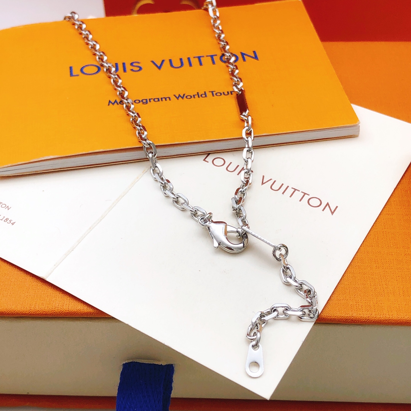 路易威登 Louis Vuitton 高定典藏高定典雅奢华珠宝首饰项链手链戒指 #B6C15948 3