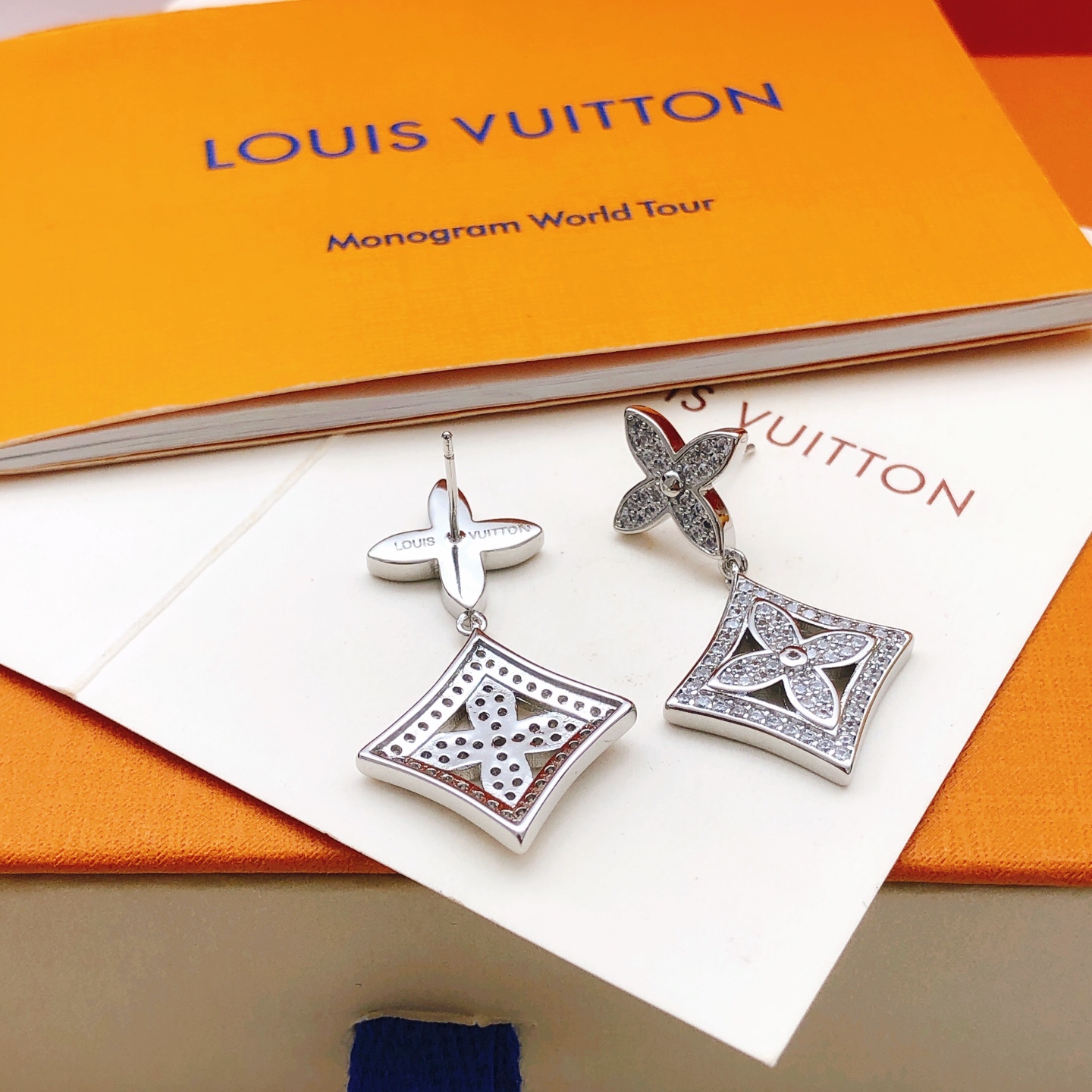 路易威登 Louis Vuitton 高定典藏高定典雅奢华珠宝首饰项链手链戒指 #45ADA58C 2