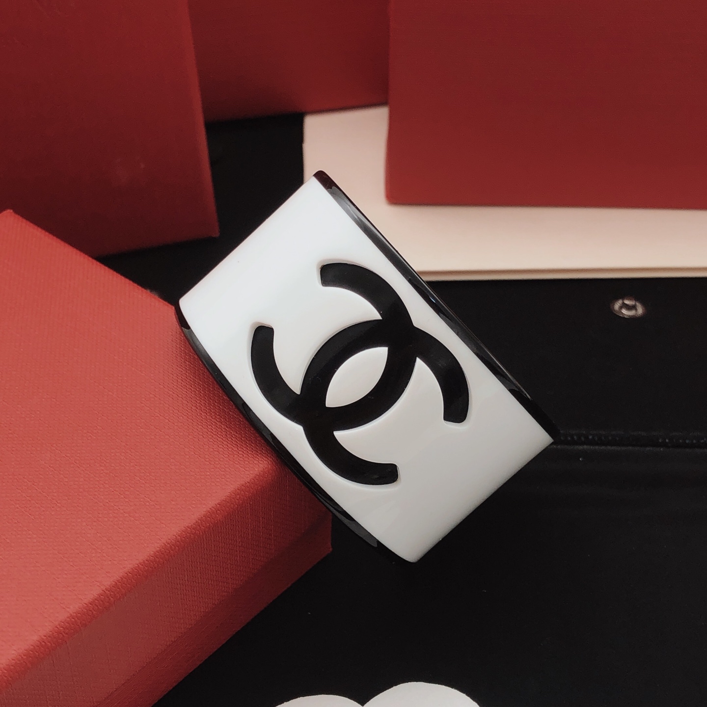 编号XSZ0023 【ch*nel最新款🆕🆕手镯】一致专柜🆕黄铜材质