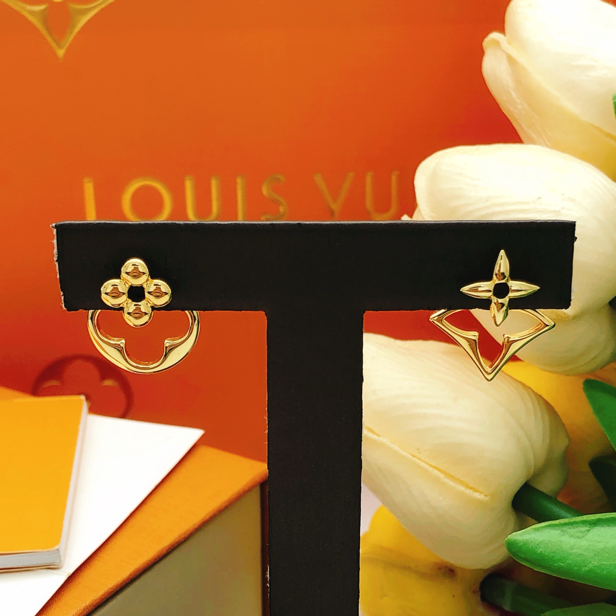 Louis Vuitton Haute Joaillerie Fine Jewelry Earrings Necklace Ring 5