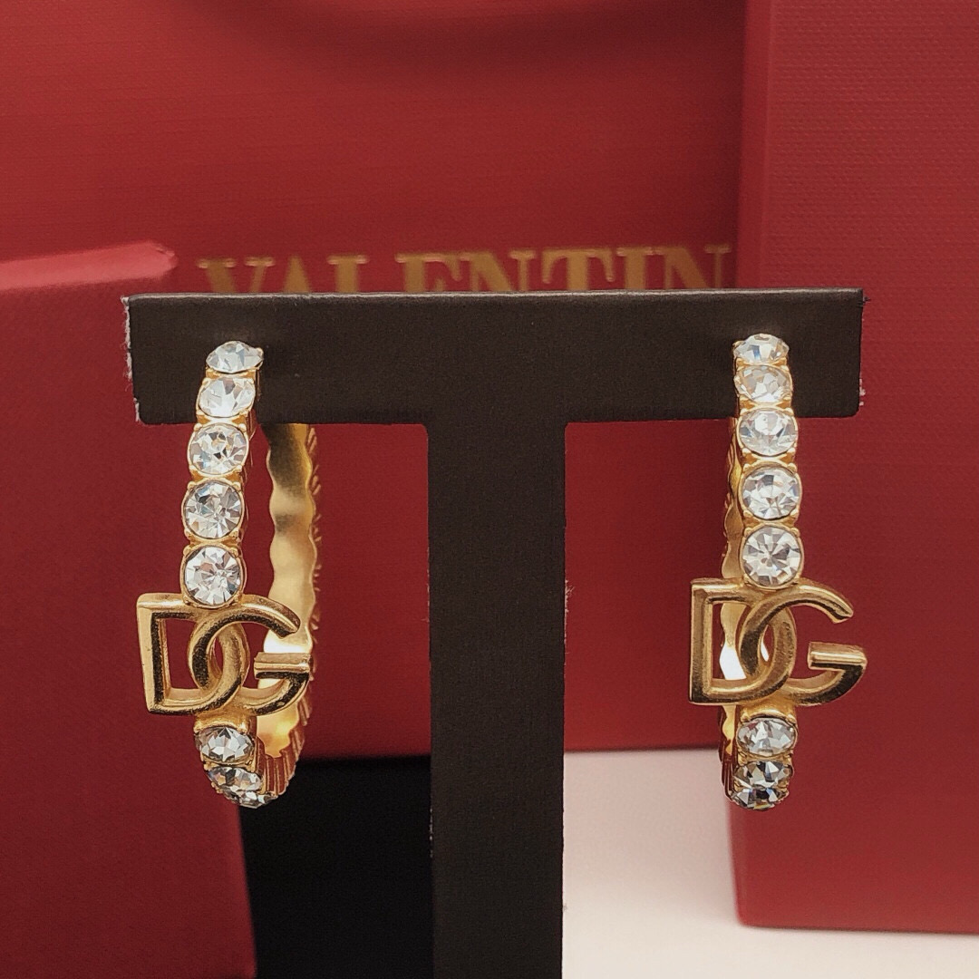 Chanel Haute Joaillerie Fine Jewelry Earrings Necklace Ring Ref 8