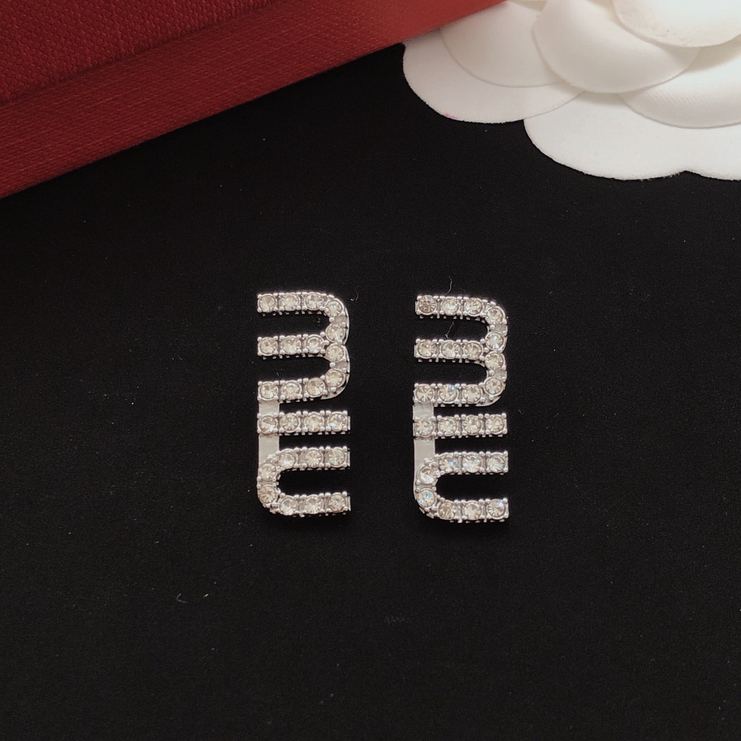 Van Cleef & Arpels Haute Couture Haute Joaillerie Fine Jewelry Earrings 6