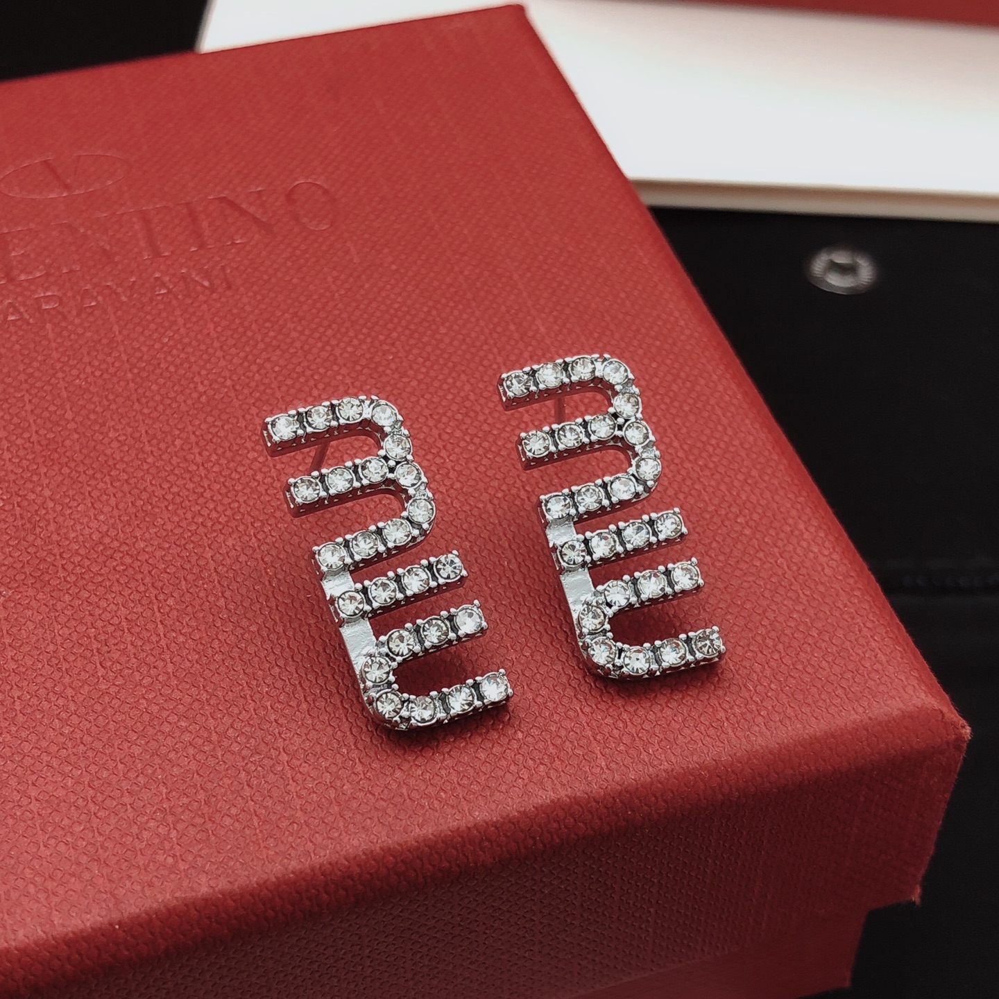Van Cleef & Arpels Haute Couture Haute Joaillerie Fine Jewelry Earrings 8