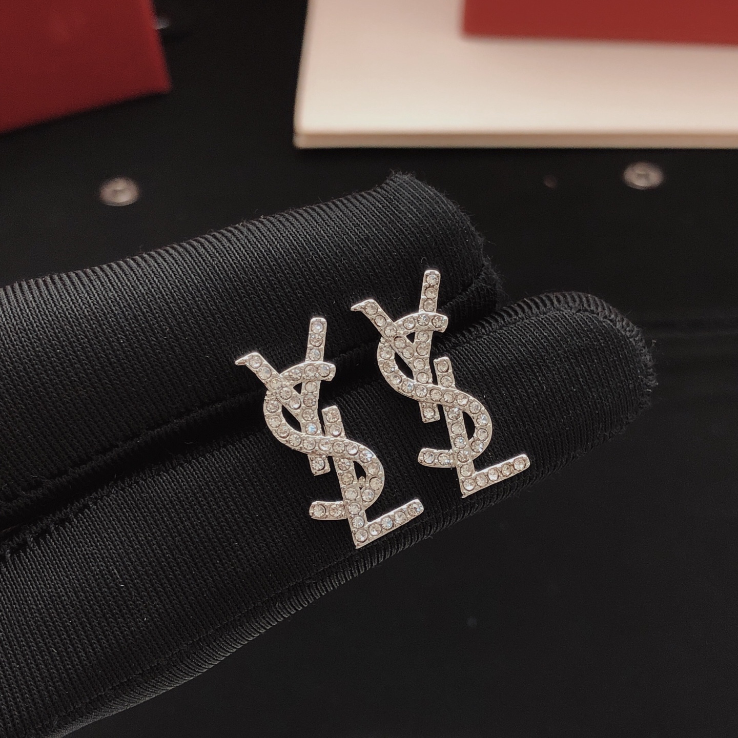 YED YvesSaintLauren ysl