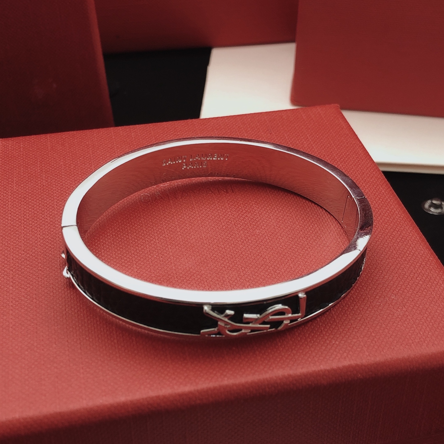 Saint Laurent YvesSaintLauren*最新款