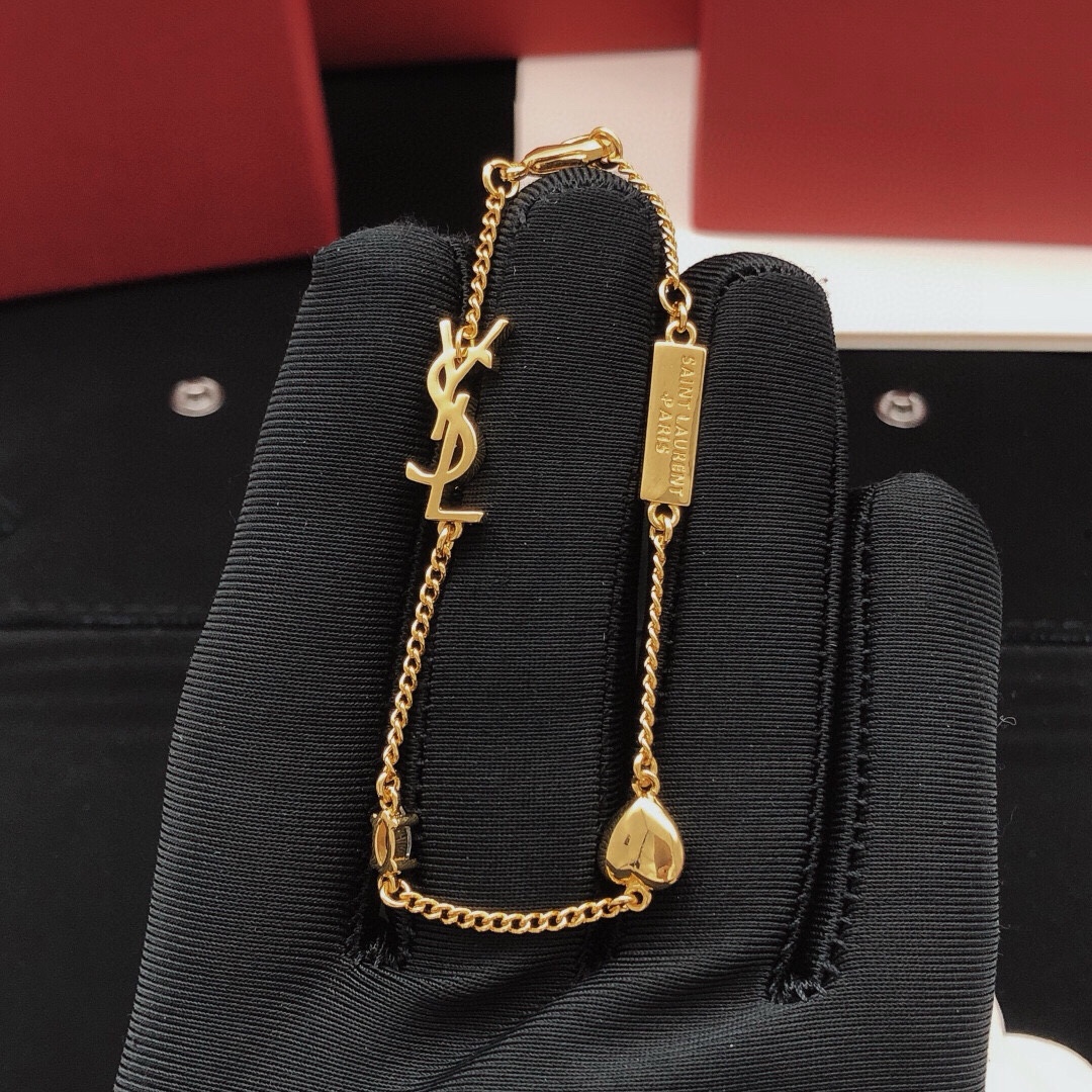 Chanel Haute Joaillerie Fine Jewelry Earrings Necklace Ring Ref 2