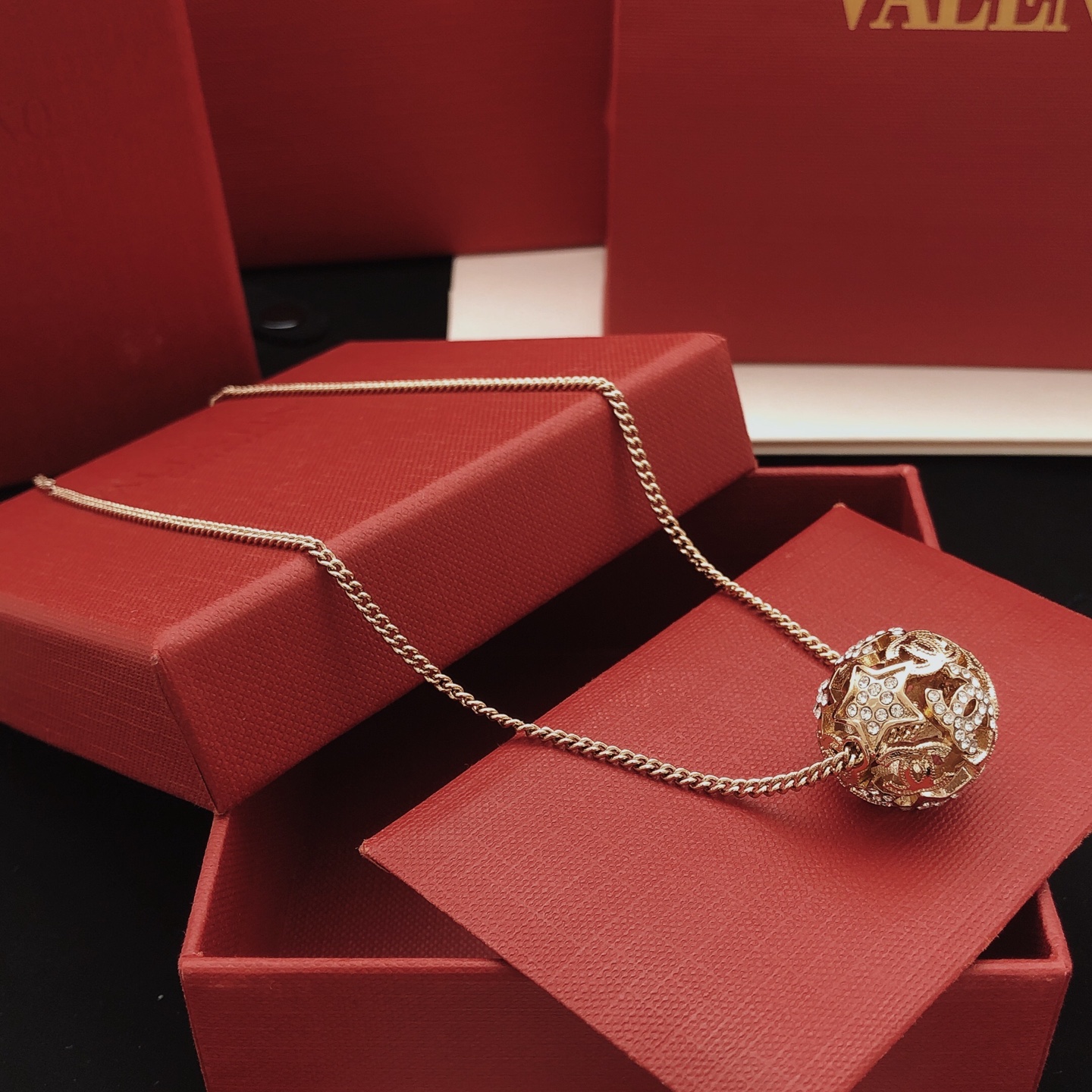 Givenchy Haute Couture Haute Couture Fine Jewelry Necklace Bracelet Ring 6
