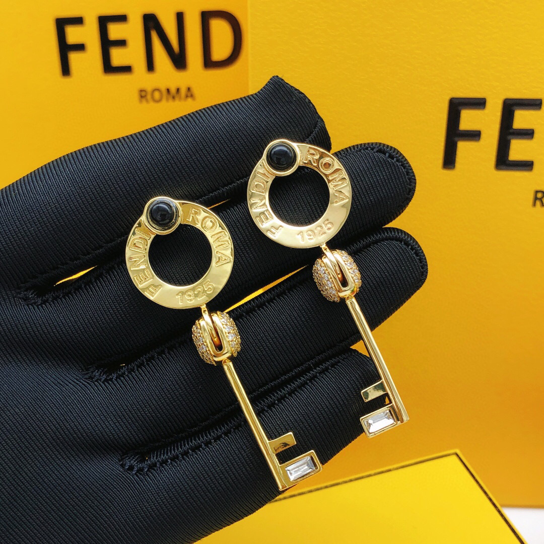 Número FDED0006, pendientes Fendi con flor de llave