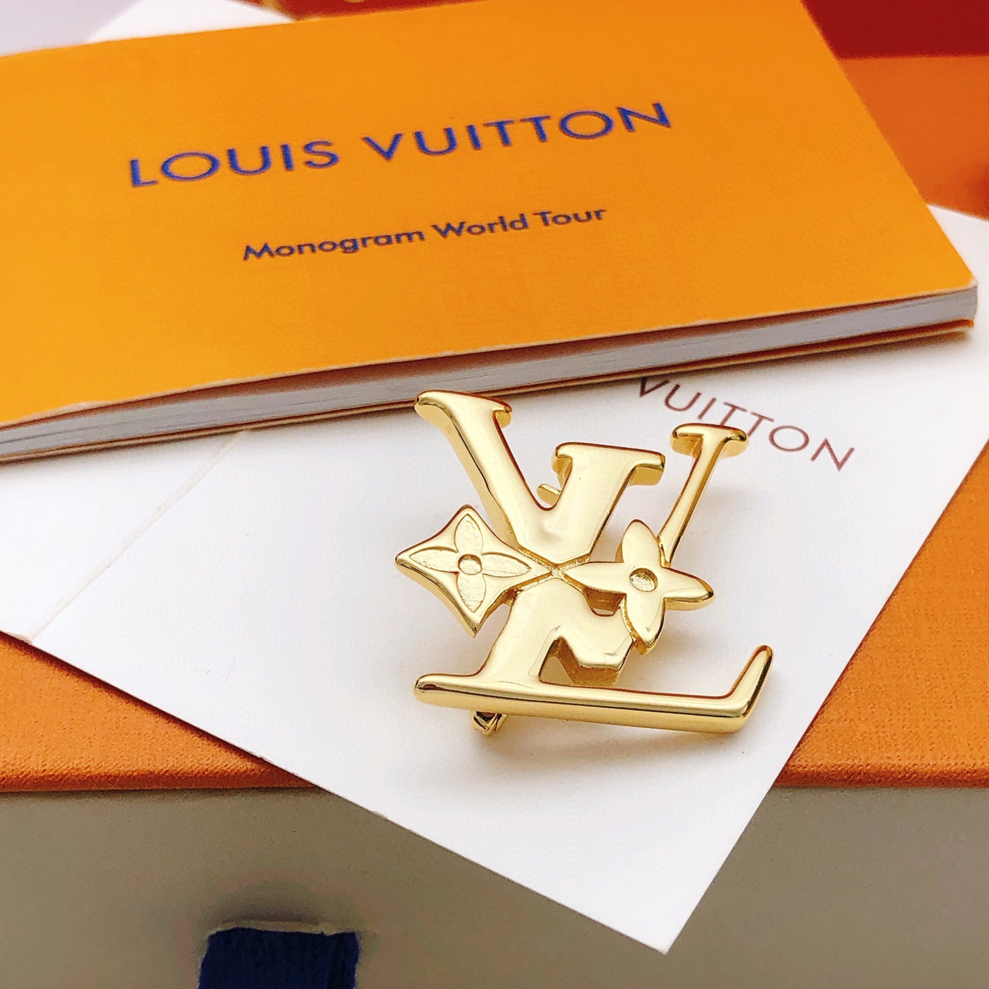 Louis Vuitton Haute Joaillerie Fine Jewelry Earrings Necklace Ring 3