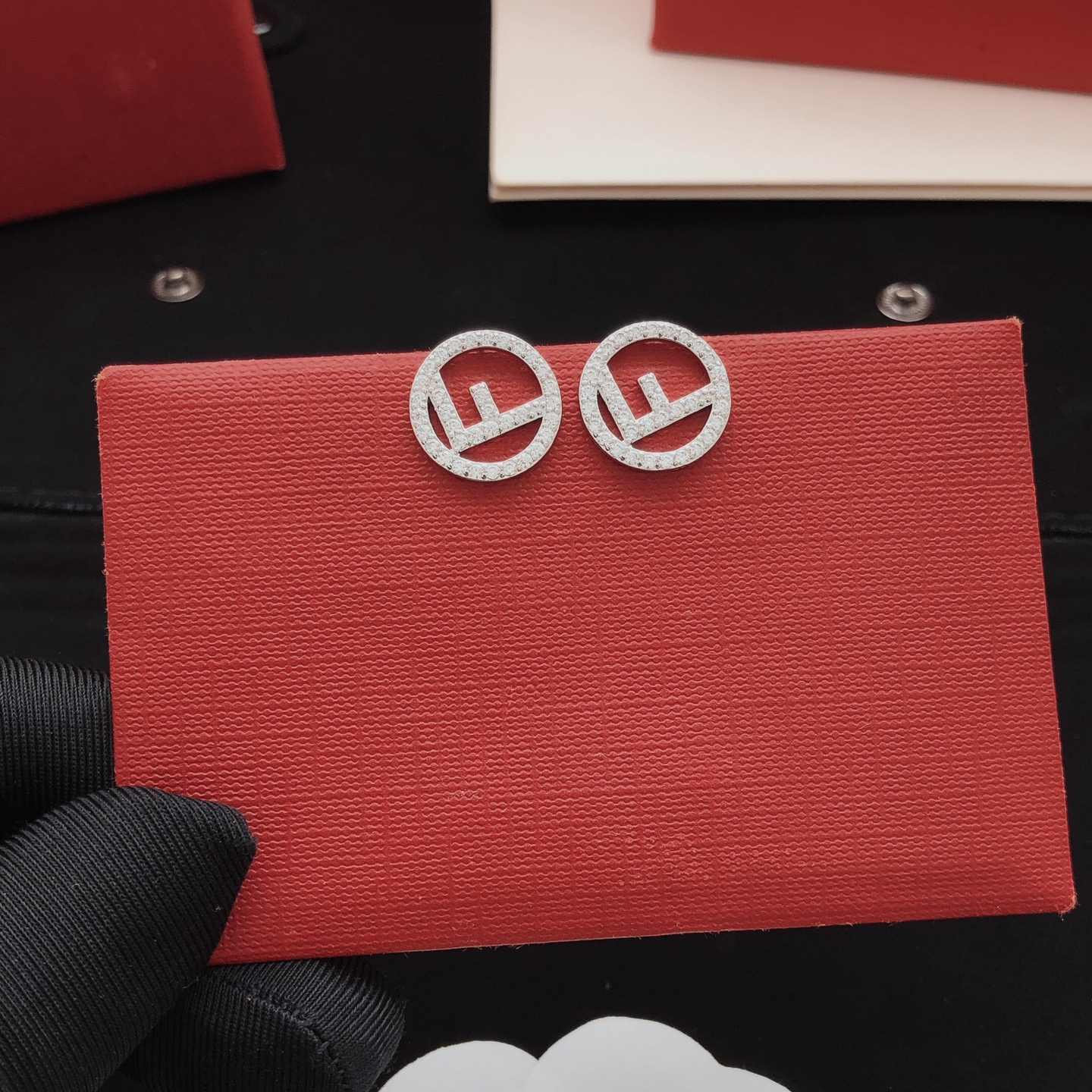 Louis Vuitton Haute Couture Haute Couture Fine Jewelry Necklace Bracelet 4