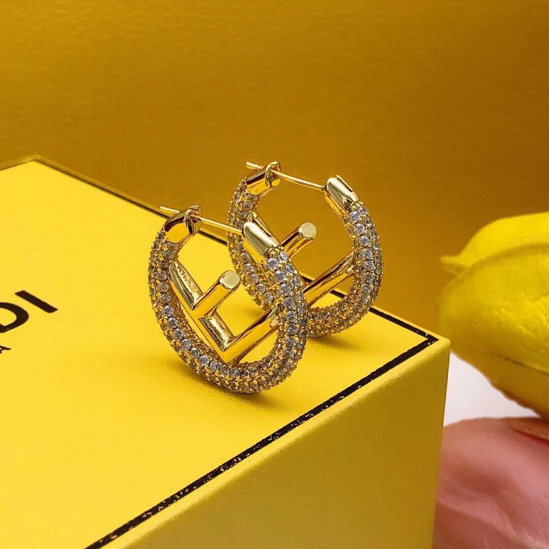 芬迪 Fendi 高级成衣风衣外套及大衣服饰 #6DF78FAC 8