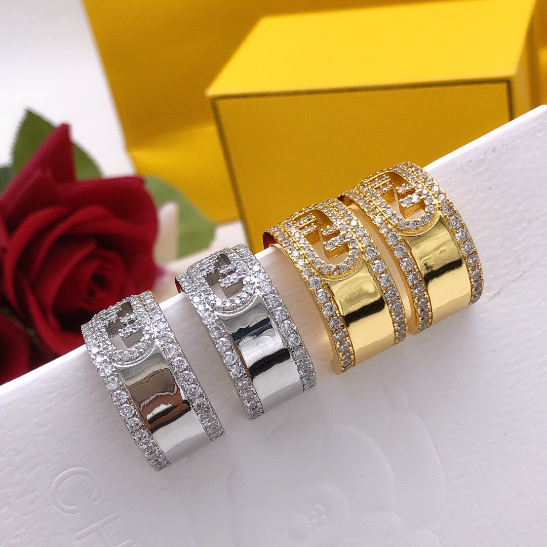 N.º FDED0057 dorado, N.º FDED0058 plateado [Último modelo de Fendi 🆕🆕 pendientes con diamantes] mismo material de lat…