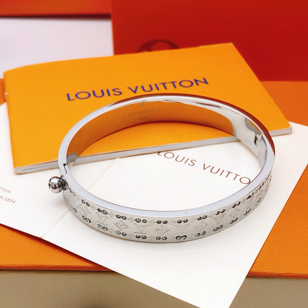 路易威登 Louis Vuitton 高定典藏高定典雅奢华珠宝首饰项链手链戒指 #C7B0A2D0 2