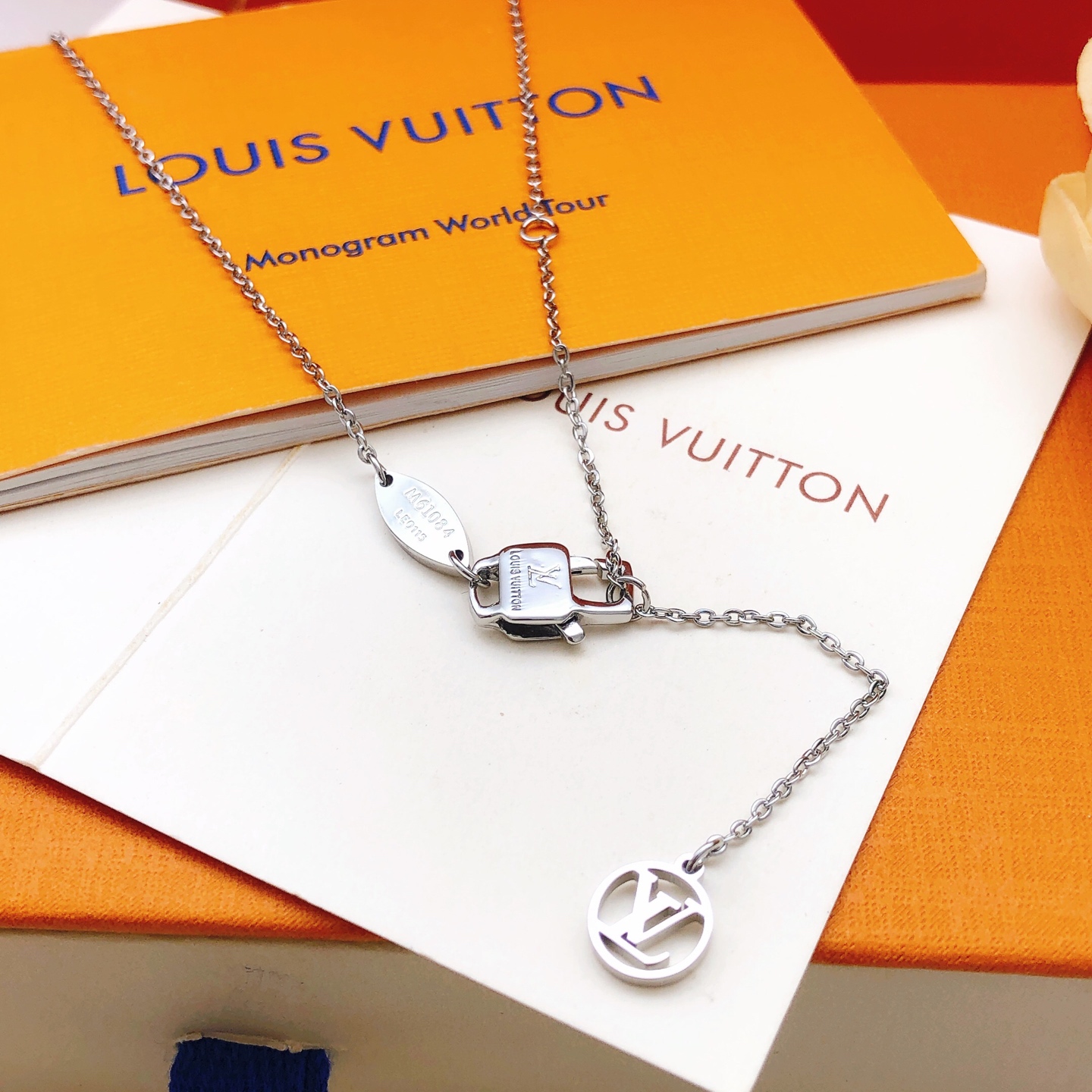 Louis Vuitton Lv*最新款
