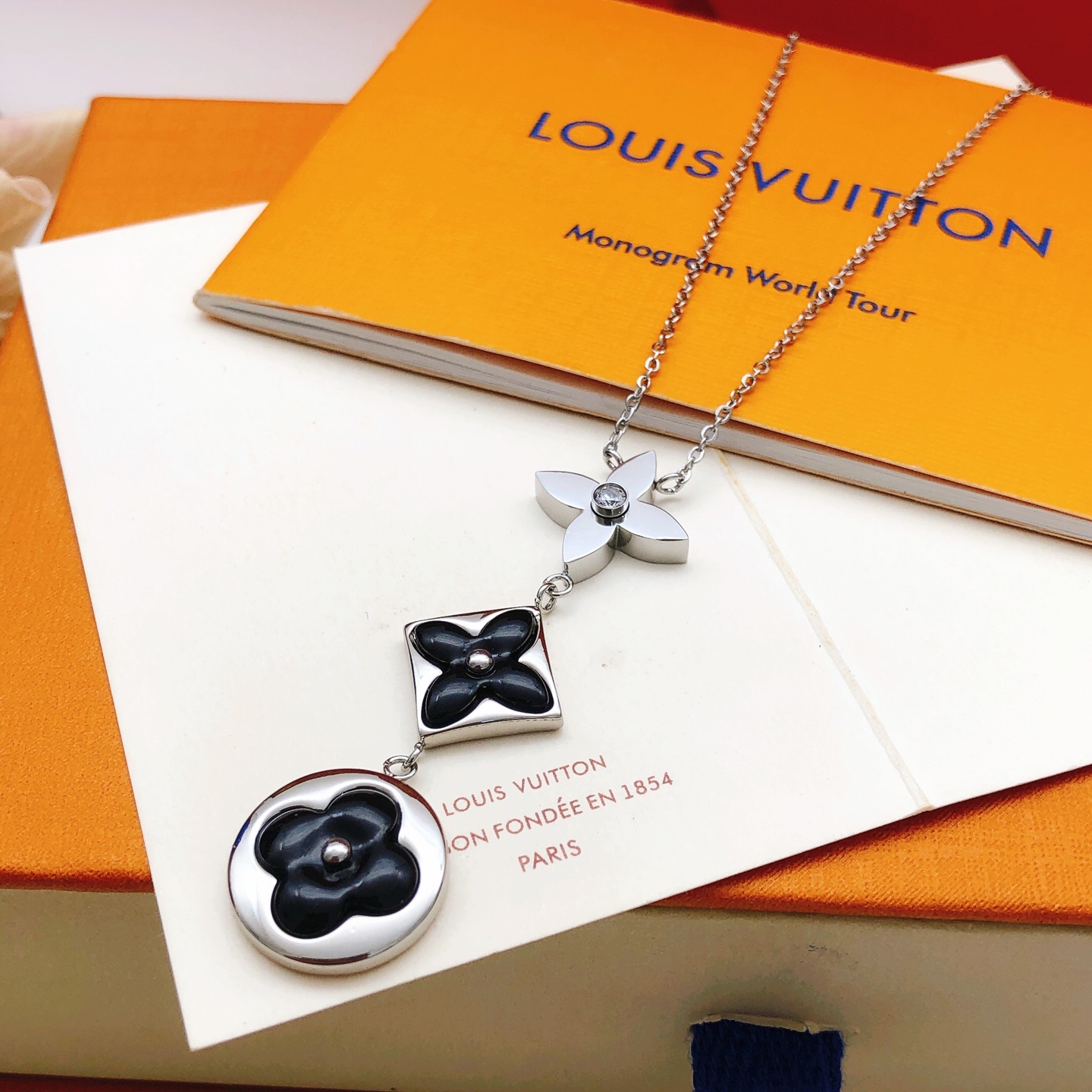 Louis Vuitton Lv*最新款