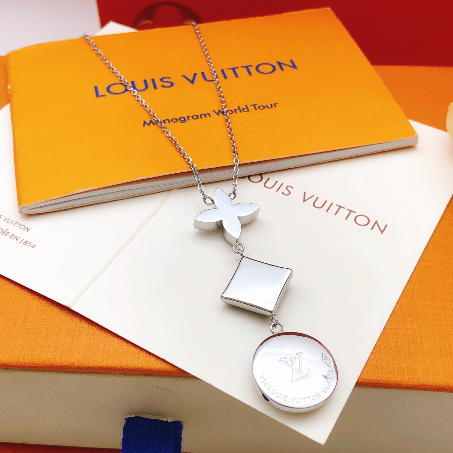 Louis Vuitton Lv*最新款