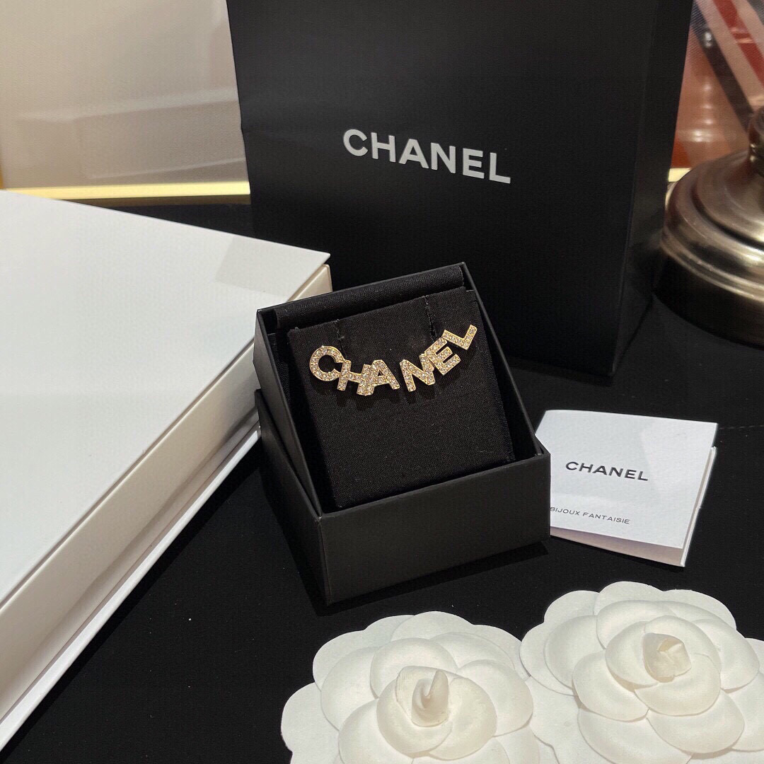Chanel ZP打版 小香 CHANEL 双c字母耳钉