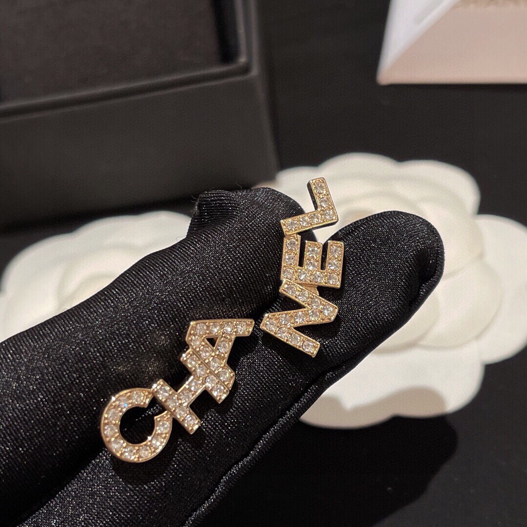 Chanel ZP打版 小香 CHANEL 双c字母耳钉