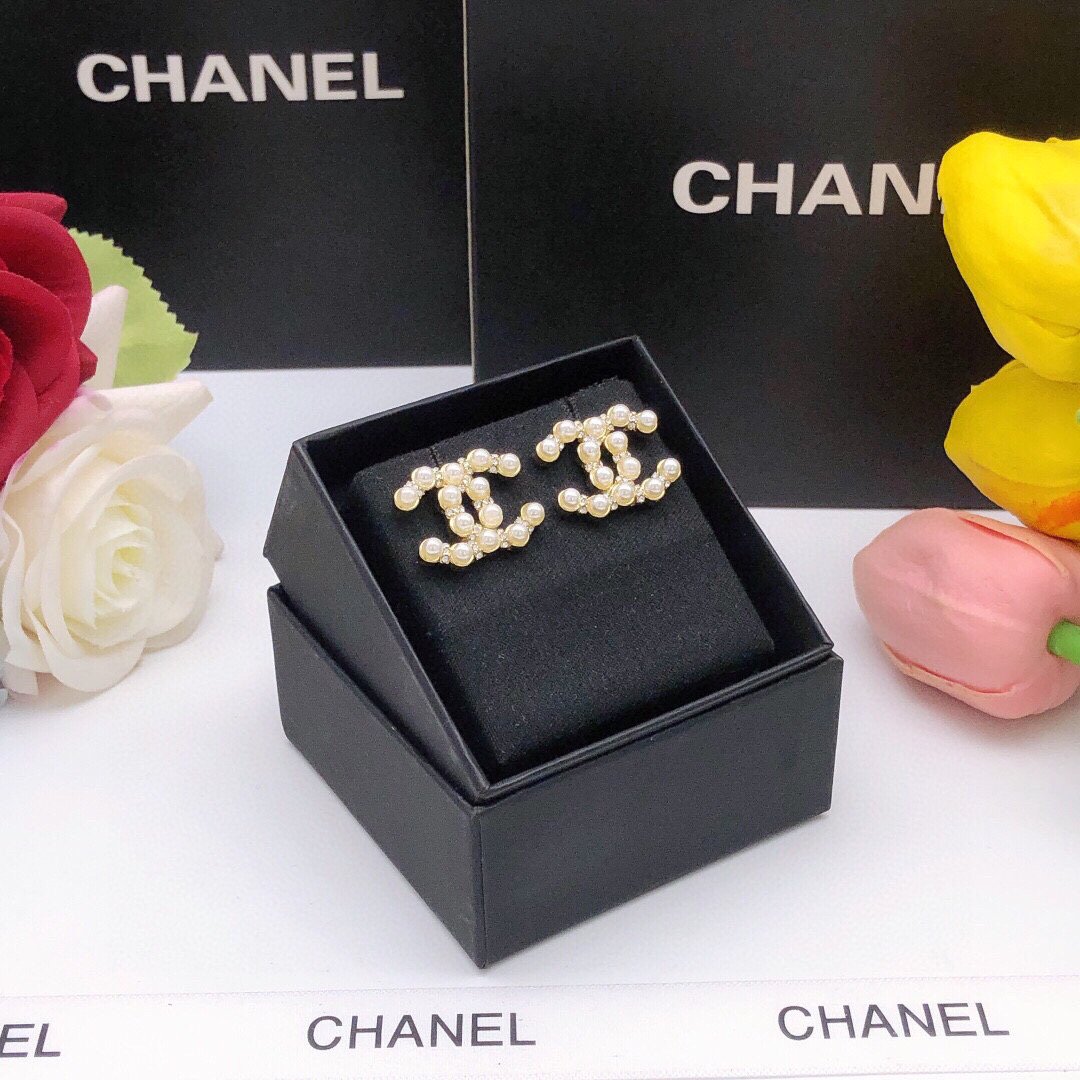 Chanel Haute Joaillerie Fine Jewelry Earrings Necklace Ring Ref.7CBCC83B 7