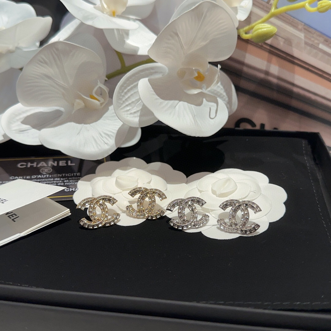 Dolce & Gabbana Haute Couture Haute Couture Fine Jewelry Necklace 5