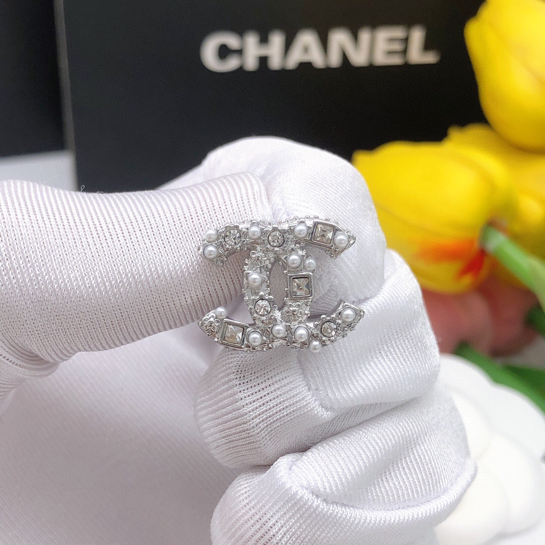 Chanel 香奈儿耳钉 一大波品牌新款耳钉到货